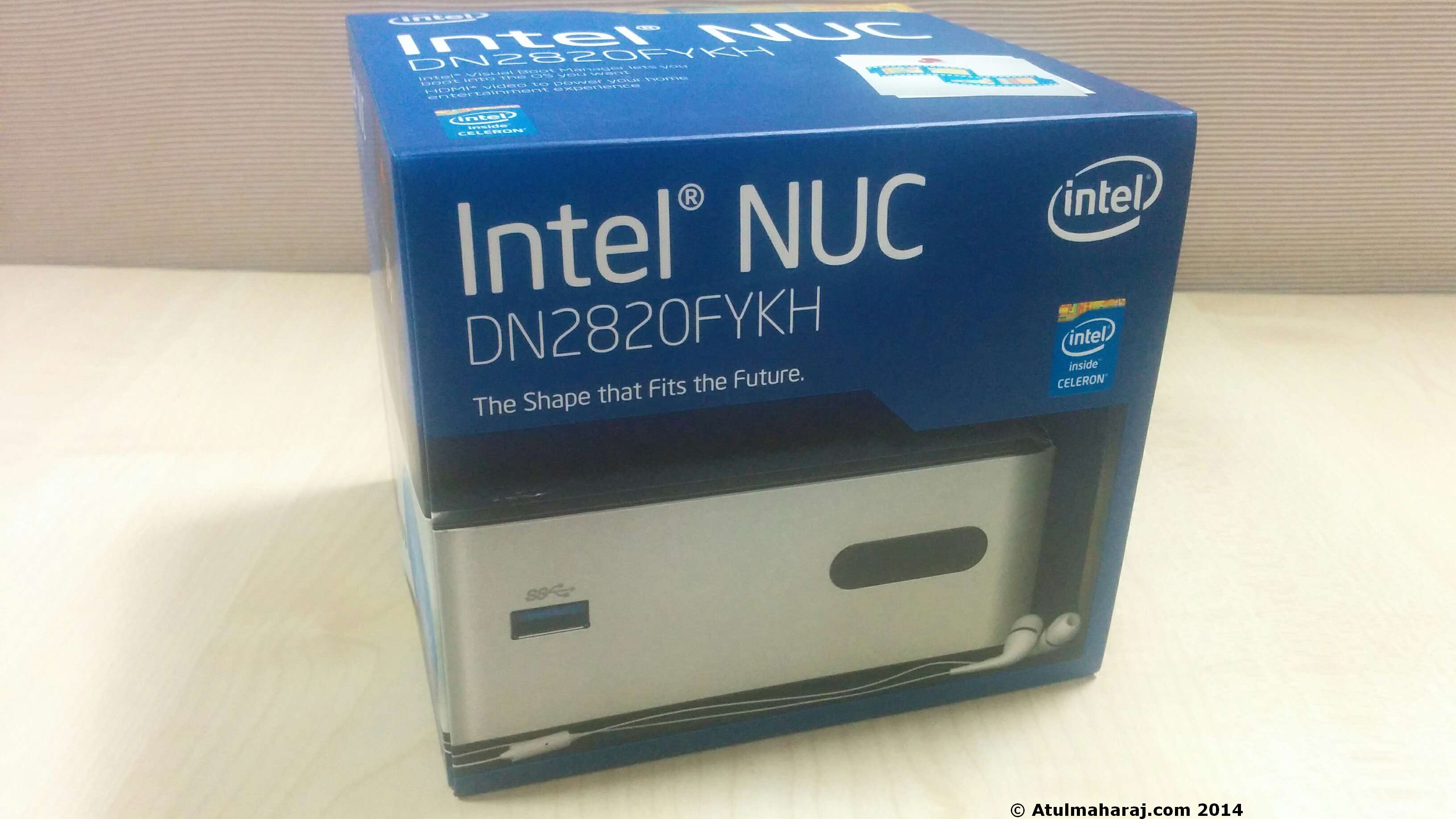 Intel DN2820FYKH Box. Courtesy: Atulmaharaj