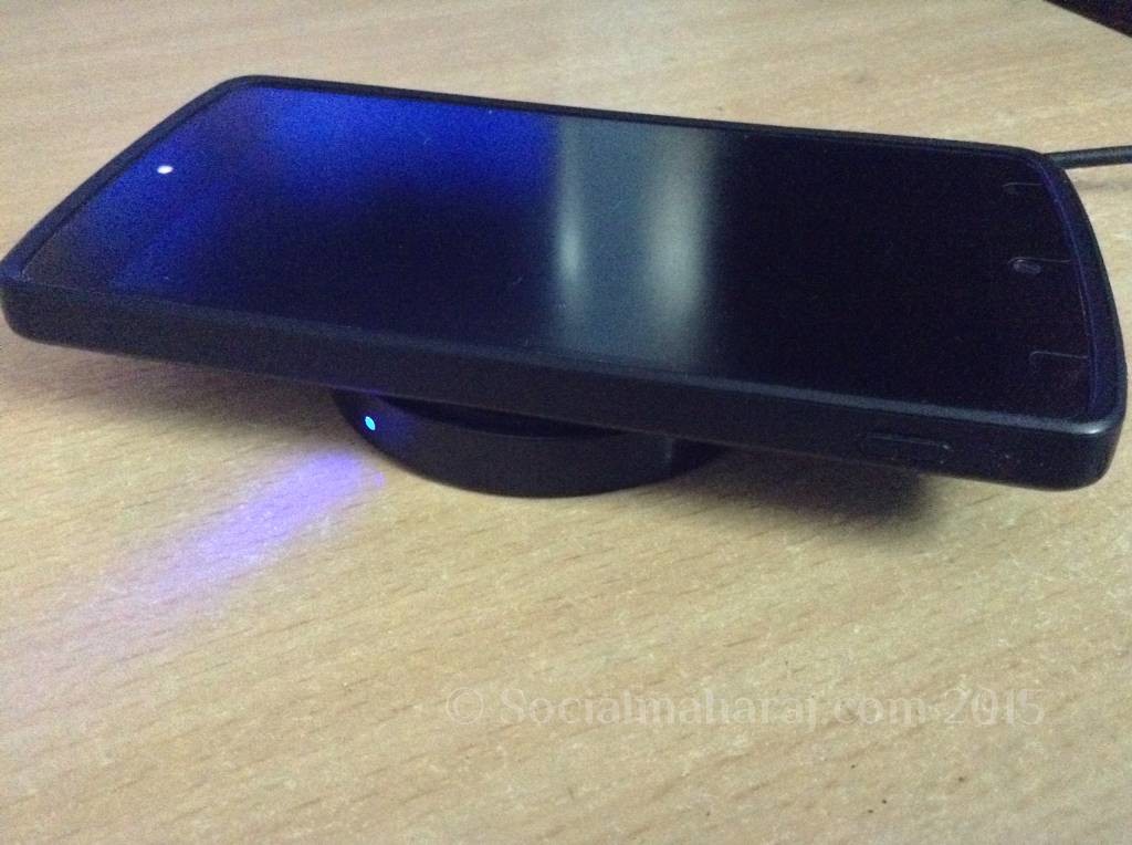 Qi Wireless Charger - Charging LED Indicator