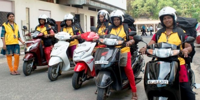 Amazon's All Women Delivery Team in Thiruvananthapuram. Image courtesy: keralaitnews.com