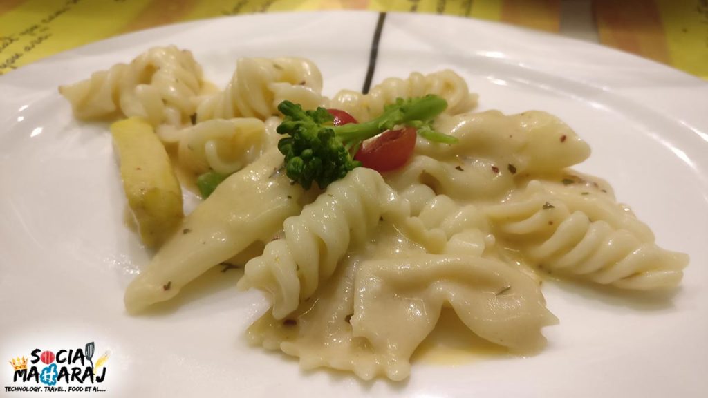 Drool worthy Pasta. Isn't it ?