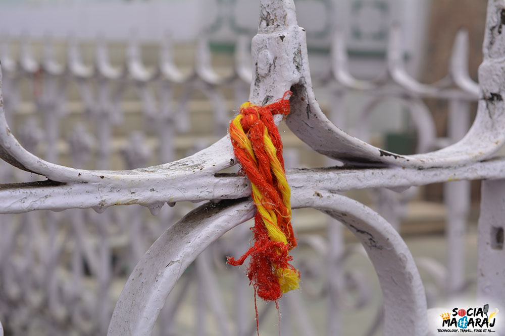 Thread of faith - Mannat at Dewa Sharif Dargah
