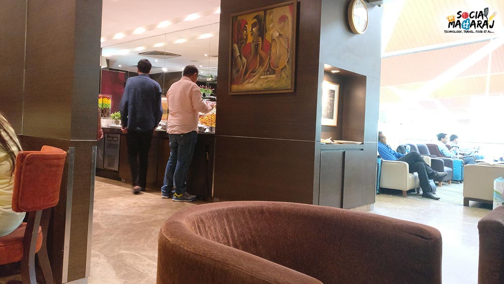 The 'Congested' Plaza Premium Lounge at New Delhi Airport