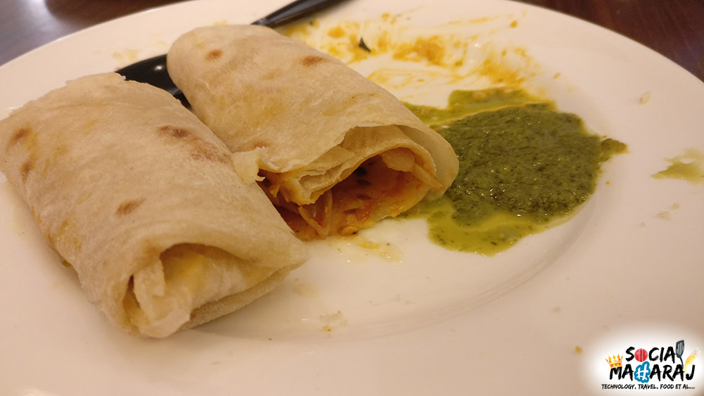 Kaathi Rolls for dinner at Chennai Airport Lounge