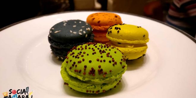 Colourful and Tasty Macaroons !