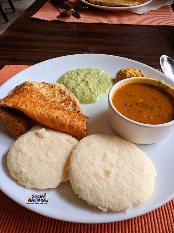 Breakfast at Sai Vishram Business Hotel Bangalore