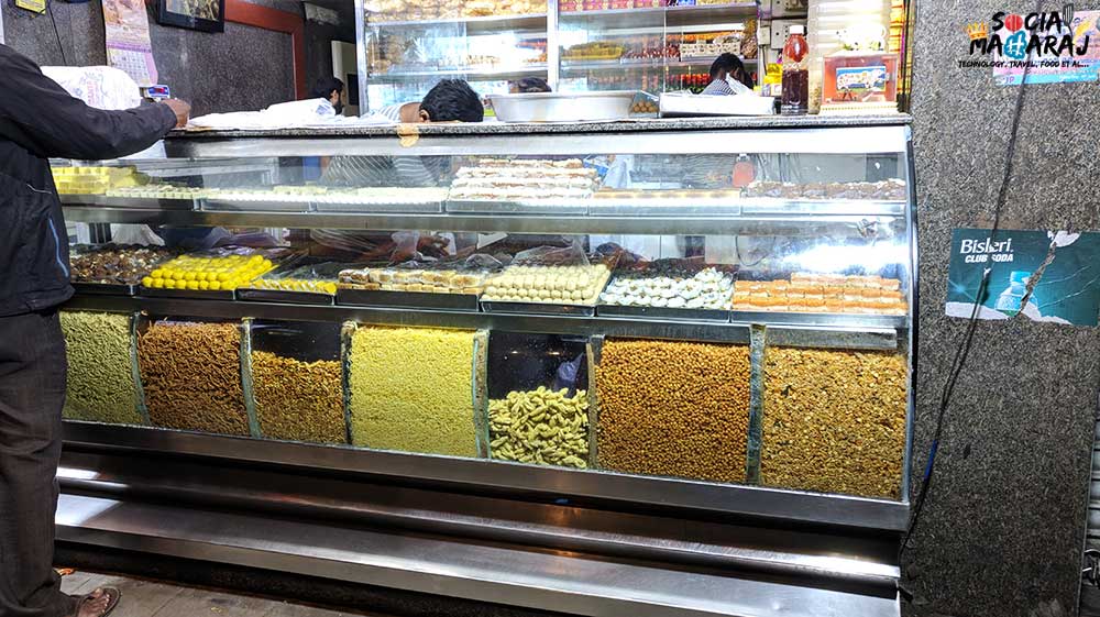 Gujarati Farsan Shop in Hyderabad - Mamta Sweet House