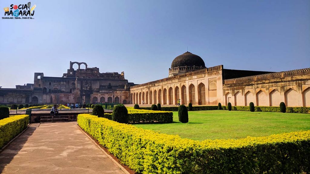 Solah Khamba Mosque inside Bidar Fort