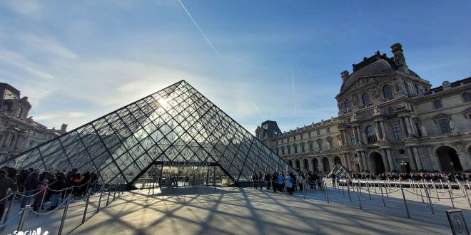 Beautiful Louvre Museum in the morning.