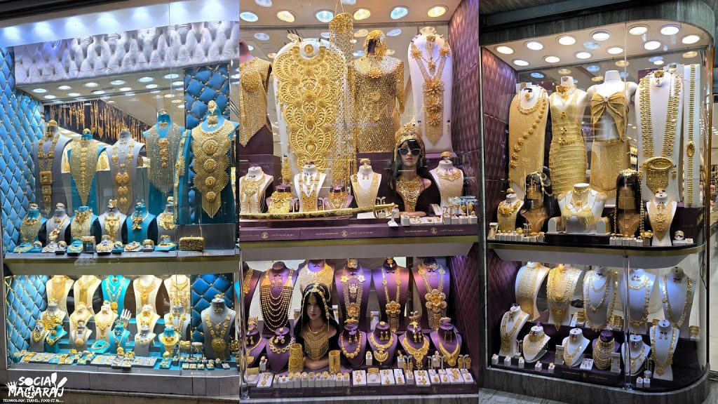 Shopping in Dubai Souk - Gold Souk